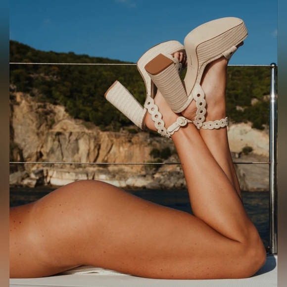 Larroude platform sandals 9.5 cream raffia Dolly Broderie chunky heels new $330 - Picture 3 of 17